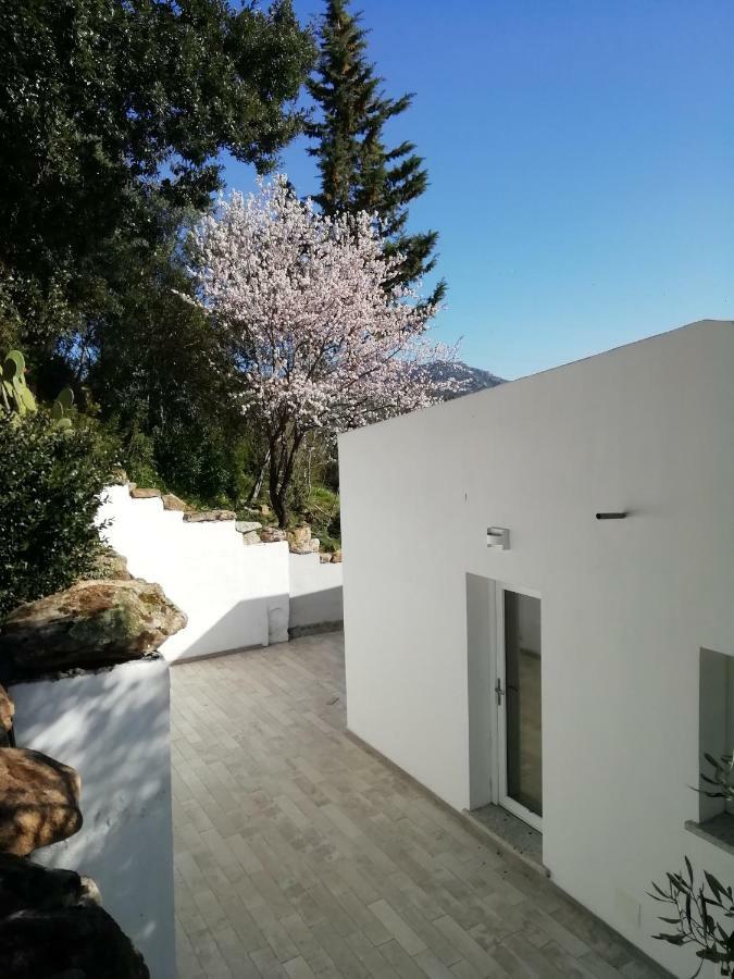 In Campagna Da Nino Hotell Olbia Exteriör bild